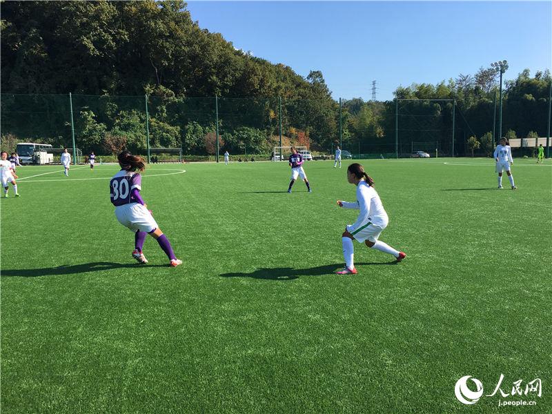 北京先農壇体育学校U-18女子サッカー　北陸大と交流