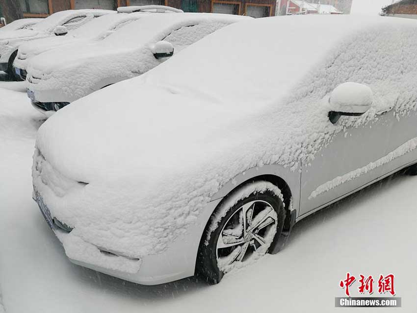 「中国の北極」黒竜江省漠河県、4月の大雪が街を覆う