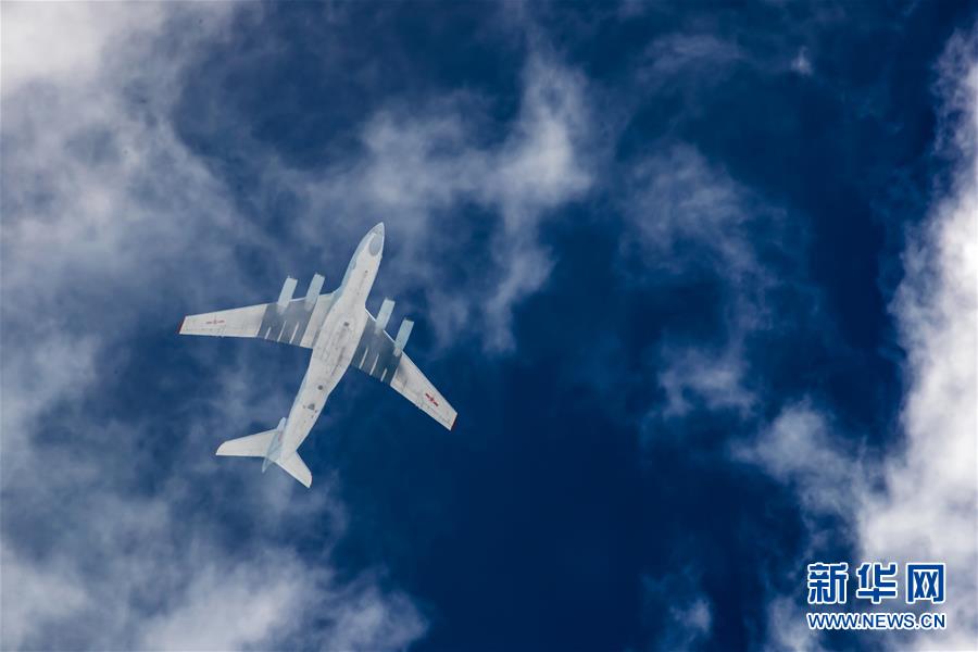 「轟-6K」爆撃機や空挺兵分隊がロシアで軍事競技大会に参加へ