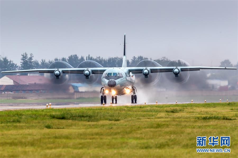 「轟-6K」爆撃機や空挺兵分隊がロシアで軍事競技大会に参加へ