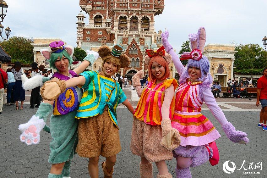 今年もディズニーのハロウィーンがやって来た！TDLとTDSで特別イベント開始