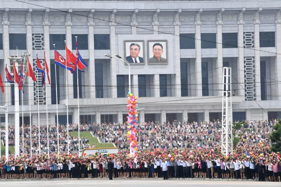 習近平総書記が専用機で朝鮮に到着