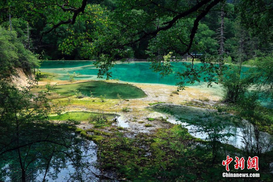 8月23日、嫩恩桑措景勝地の風景（撮影・王磊）。