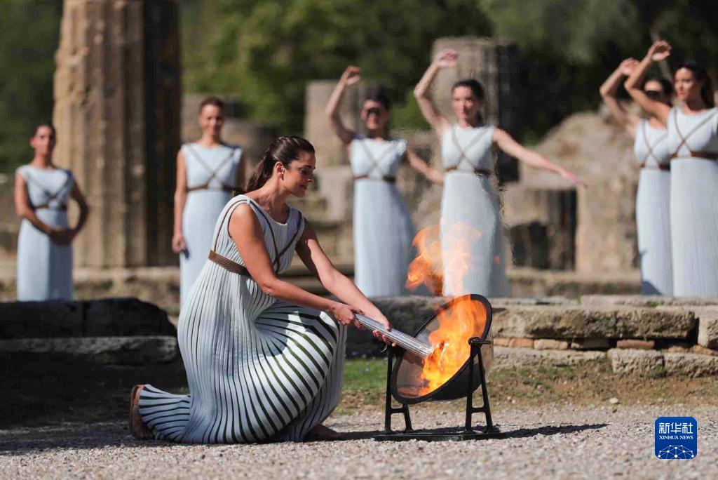 ギリシアで北京冬季五輪の聖火の採火式