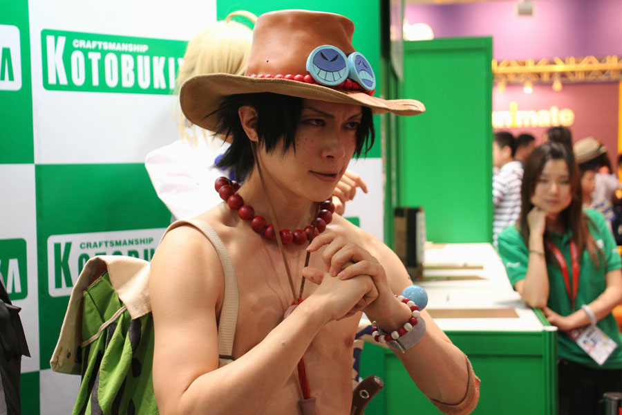 上海で開催された中国国際マンガ・アニメ・ゲーム博覧会（CCG EXPO）で撮影された「ONE PIECE」のコスプレイヤー（写真著作権は東方ICが所有のため転載禁止）。