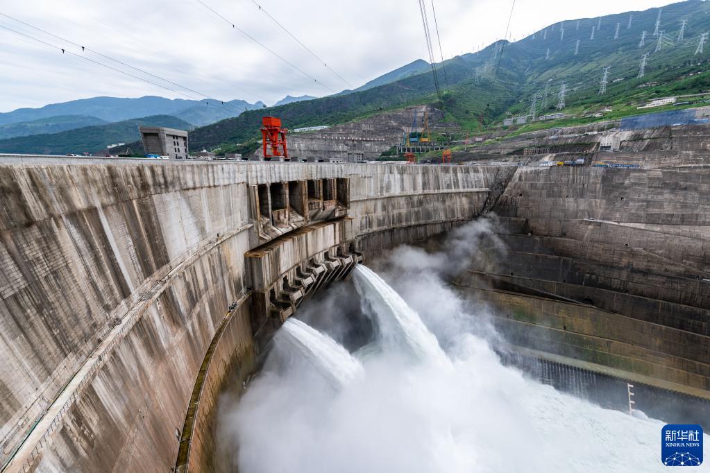 6月28日に撮影された白鶴灘水力発電所の様子（撮影・曹夢瑶）。