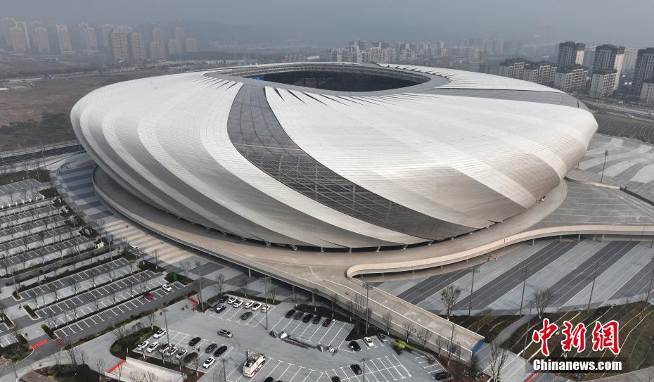 上空から撮影した重慶竜興サッカースタジアム（撮影・陳超）。