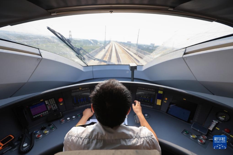 上海市と江蘇・南京を結ぶ滬寧沿江高速鉄道が16日から試験運転をスタート