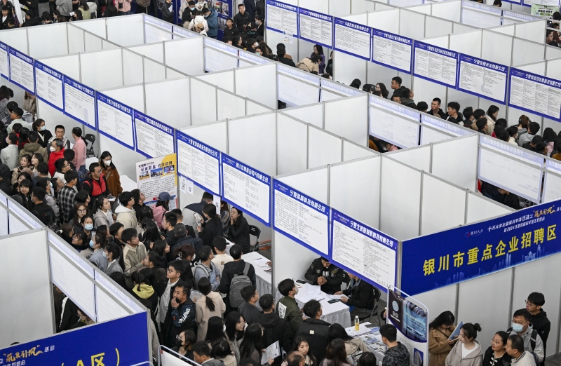 中国で高等教育機関の学生1222万人が来年卒業へ